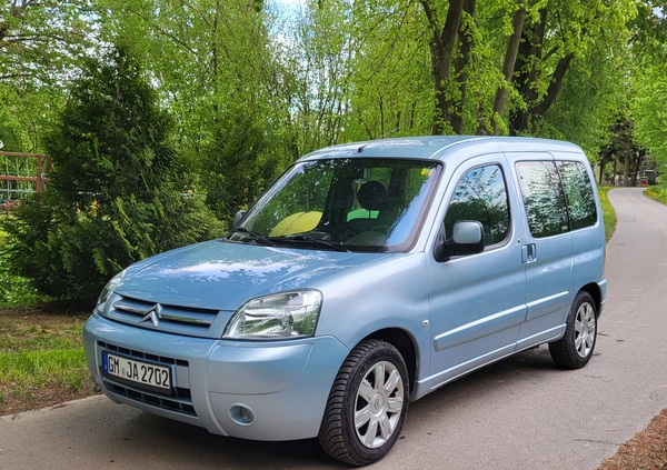 Citroen Berlingo cena 15900 przebieg: 138000, rok produkcji 2007 z Cybinka małe 56